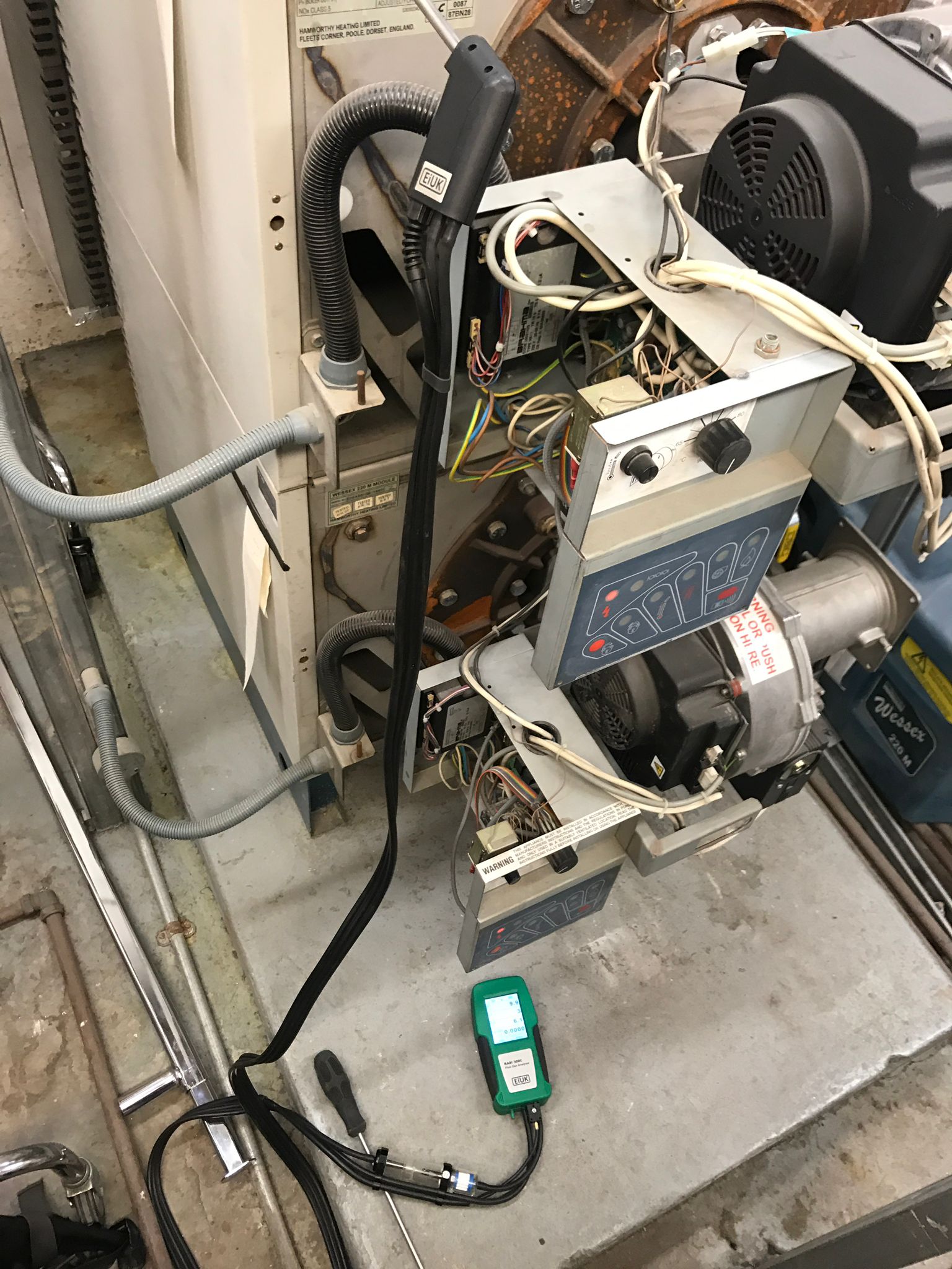 gas safe registered engineer near me Rush Green, RM7